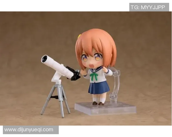 黏土艺术创作展现足球明星女头像的魅力与风采