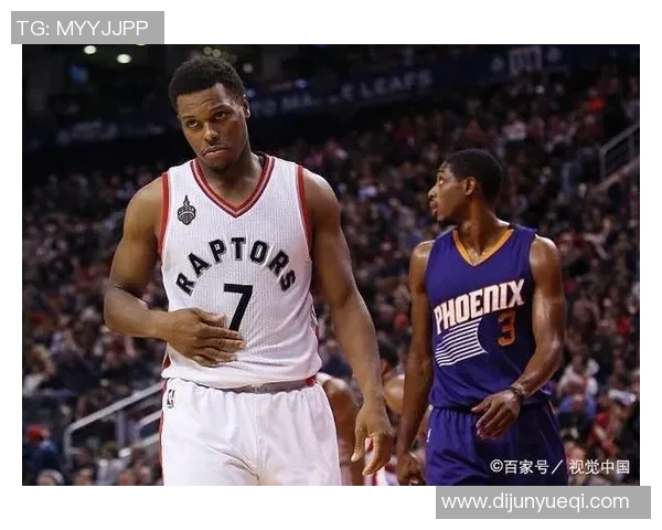 安德玛足球明星:引领潮流的运动品牌与顶尖球员的完美结合 安德玛足球明星:引领潮流的运动品牌与顶尖球员的完美结合