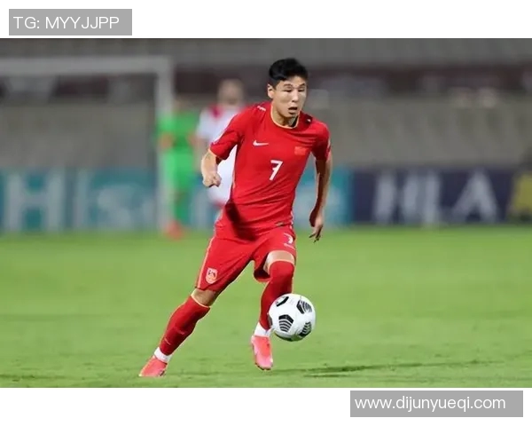 足球明星的儿子们是否继承了父亲的魅力与可爱特质让人忍不住想要了解 足球明星的儿子们是否继承了父亲的魅力与可爱特质让人忍不住想要了解